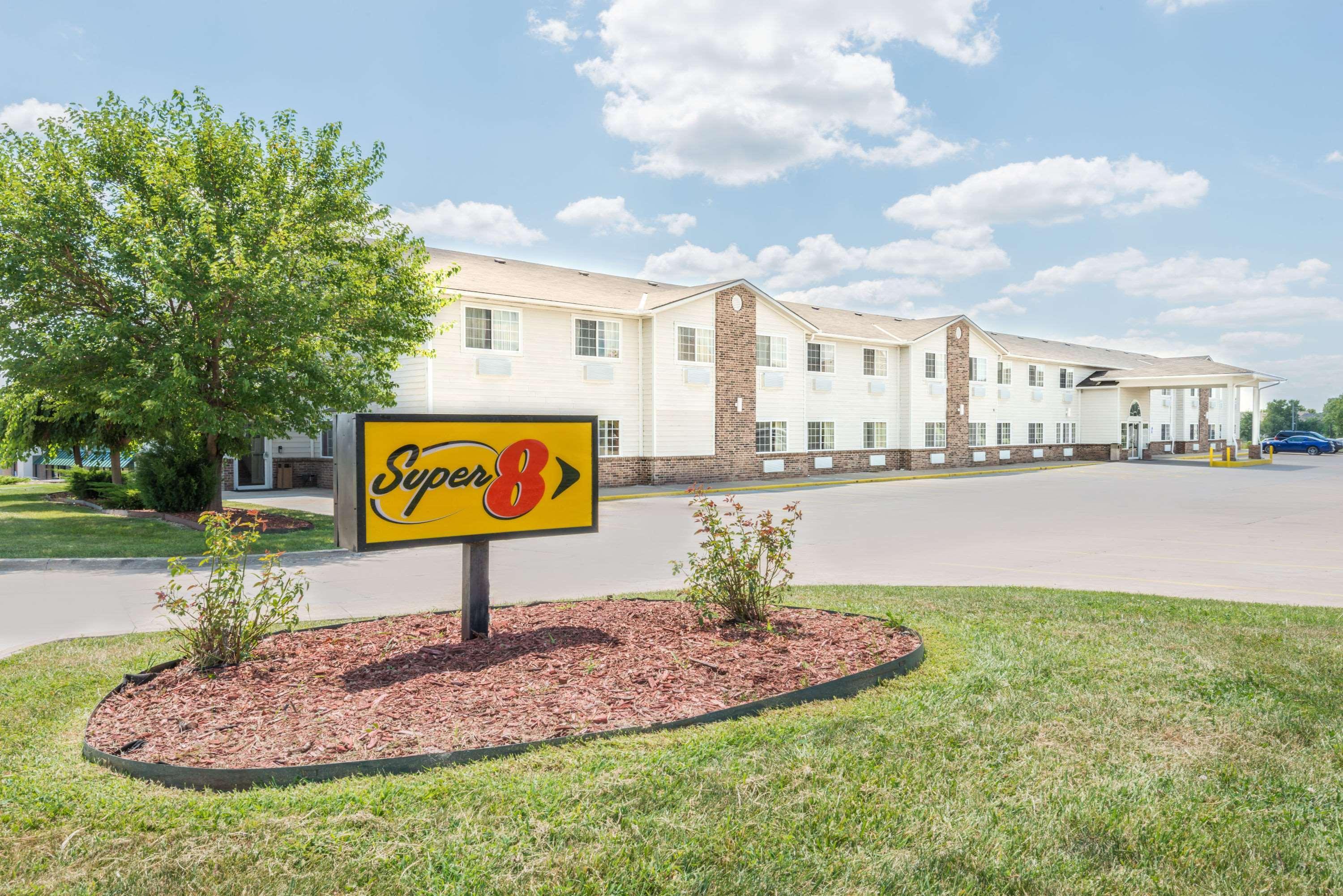 Super 8 By Wyndham Platte City Kansas City Area Extérieur photo