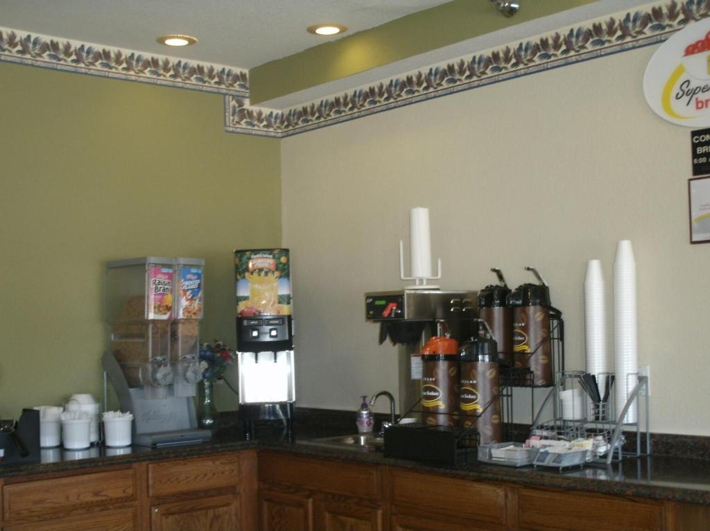 Super 8 By Wyndham Platte City Kansas City Area Extérieur photo