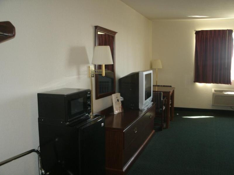 Super 8 By Wyndham Platte City Kansas City Area Extérieur photo