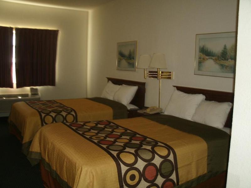 Super 8 By Wyndham Platte City Kansas City Area Extérieur photo